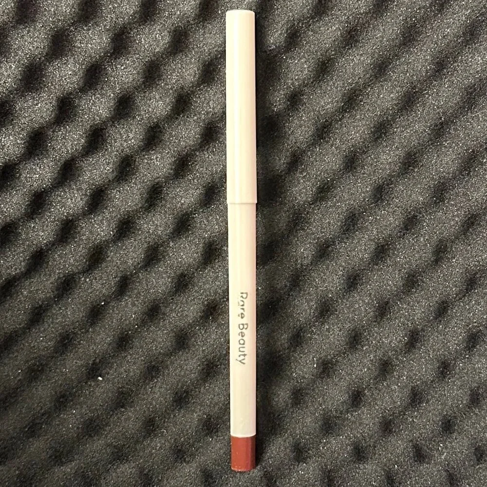 Rare Beauty Perfect Strokes Longwear & Waterproof Gel Eyeliner